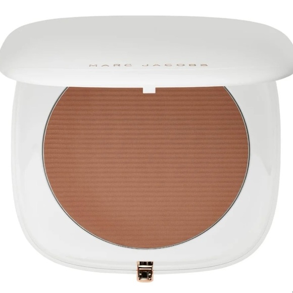 Marc Jacobs bronzer - Picture 1 of 6